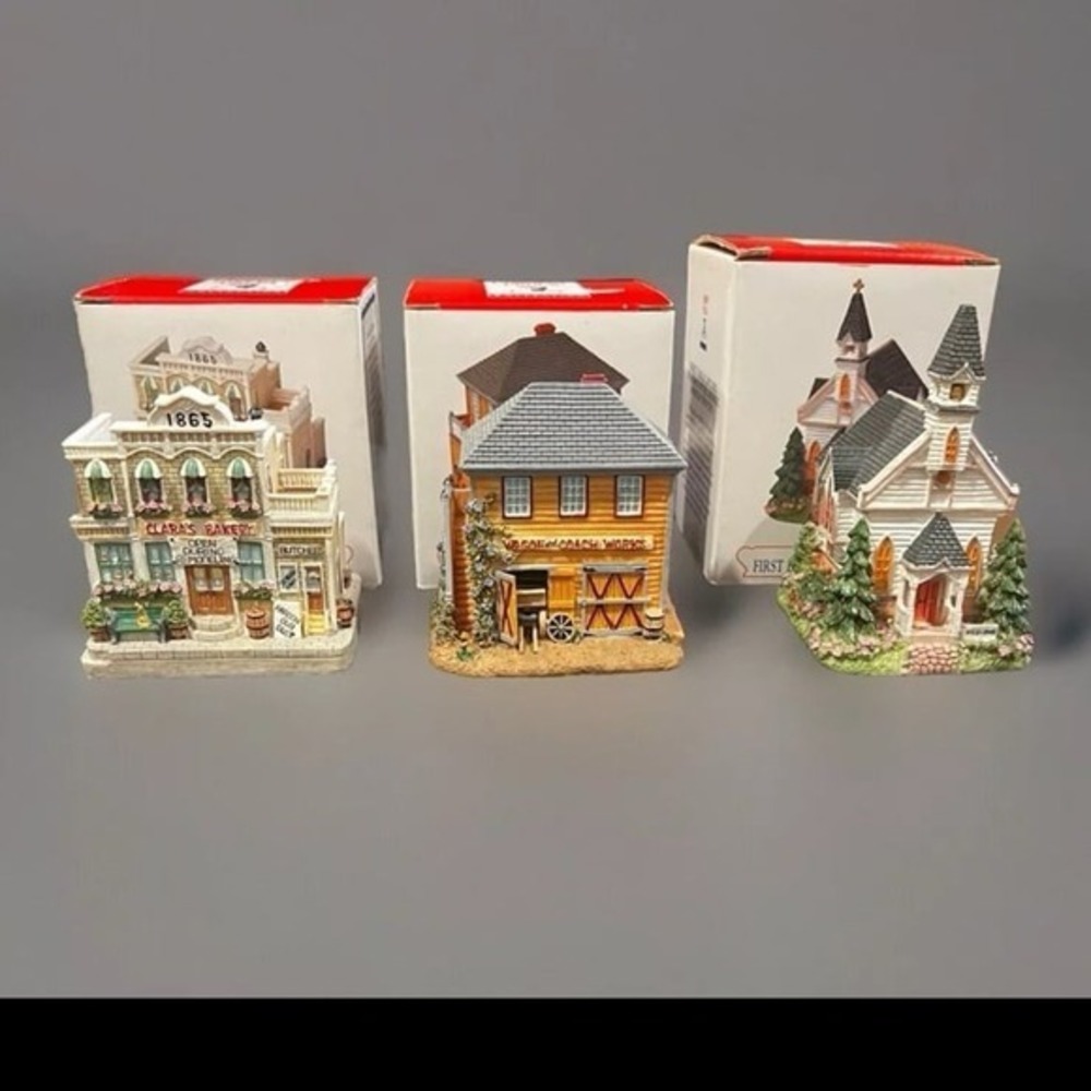 3 Liberty Falls  Americana Collection 1994 -‎ Church, Bakery & Wagon Works
